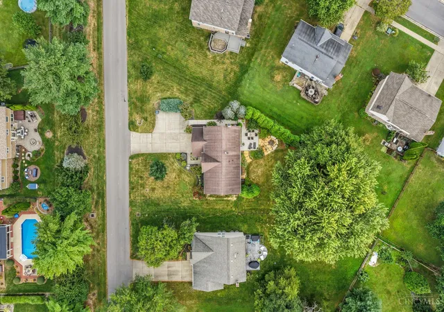 Photo 3 of Sale Pending at 9944 Kerr Cemetery Rd, Loveland, OH 45140 | MLS# 1893140 | Listing updated on 2026-09-14