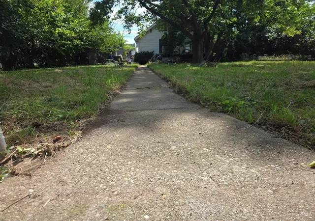 Photo 2 of Single family home for sale at 1325 Campbell Ave, Hamilton, OH 45011 | MLS# 1893113 | Listing updated on 2026-09-08