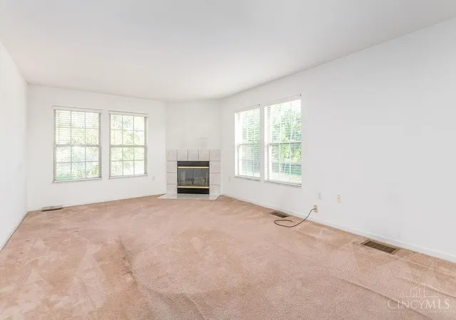 Photo 2 of Townhouse for sale at 11 Providence Dr #6, Fairfield, OH 45014 | MLS# 1893058 | Listing updated on 2026-09-08