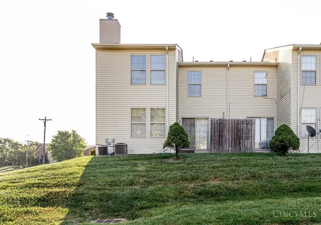 Photo 32 of Townhouse for sale at 11 Providence Dr #6, Fairfield, OH 45014 | MLS# 1893058 | Listing updated on 2026-09-08