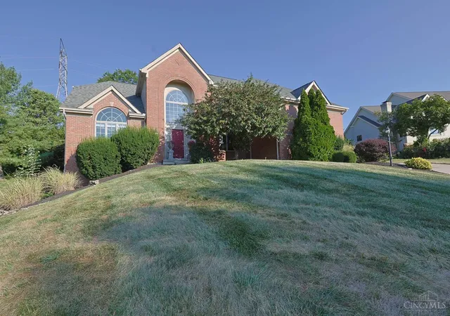 Single family home for sale at 8485 Deer Path, West Chester, OH 45069 | MLS# 1893108