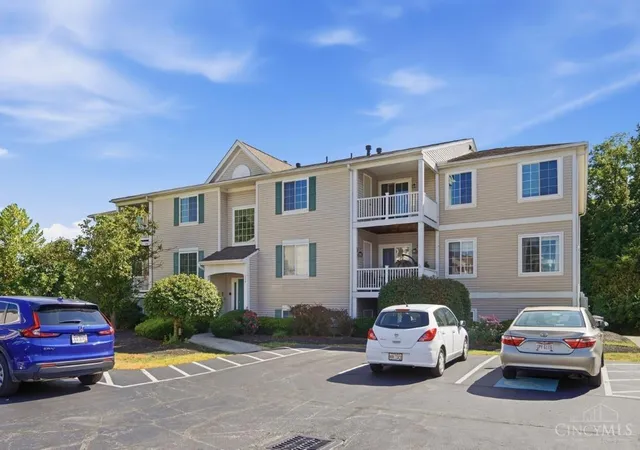 Photo 2 of Condo for sale at 556 Aspen Glen Dr #810, Union Twp, OH 45244 | MLS# 1893183 | Listing updated on 2026-09-10