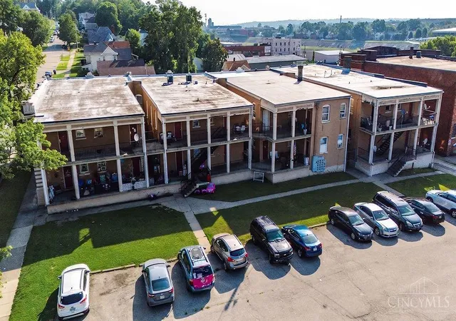 Photo 2 of House for sale at 125 Park Ave, Hamilton, OH 45013 | MLS# 1891956 | Listing updated on 2026-09-08