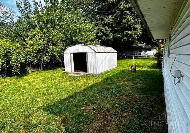 Photo 3 of Sale Pending at 317 Westfield Dr, Wilmington, OH 45177 | MLS# 1893167 | Listing updated on 2026-09-09