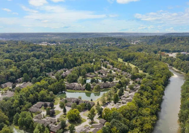 Photo 66 of Sale Pending at 9 Hickory View Ln, Milford, OH 45150 | MLS# 1893210 | Listing updated on 2026-09-14