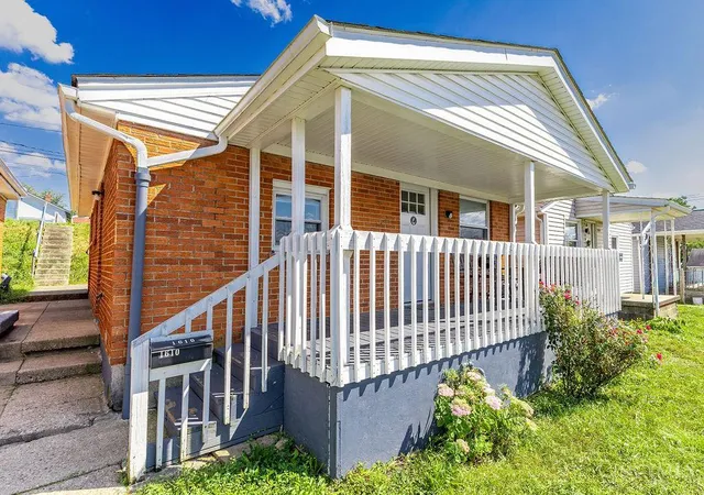 Photo 2 of Single family home for sale at 1610 Parrish Ave, Hamilton, OH 45011 | MLS# 1893251 | Listing updated on 2026-09-11
