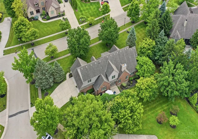 Photo 3 of Sale Pending at 819 River Forest Dr, Hamilton Twp, OH 45039 | MLS# 1893247 | Listing updated on 2026-09-15