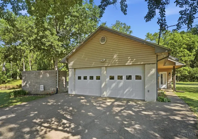 Photo 3 of Sale Pending at 5219 Wolfpen Pleasant Hl Rd, Miami Twp, OH 45150 | MLS# 1892807 | Listing updated on 2026-09-14