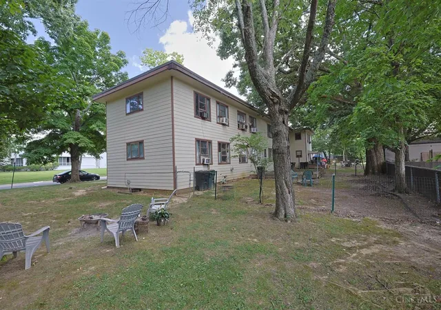 Photo 3 of Multi family home for sale at 25 Farragut Rd, Greenhills, OH 45218 | MLS# 1893266 | Listing updated on 2026-09-09