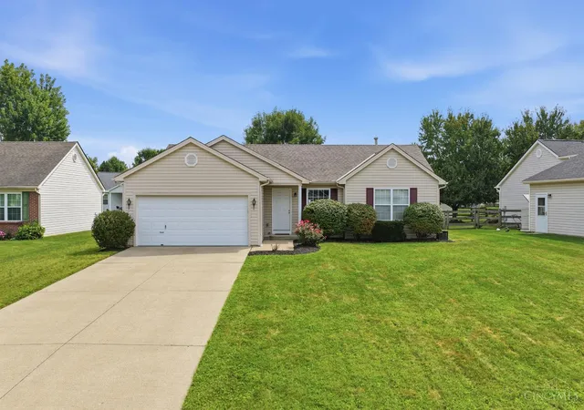 Photo 1 of Sale Pending at 1323 Cross Crk Dr, Goshen Twp, OH 45140 | MLS# 1892908 | Listing updated on 2026-09-14
