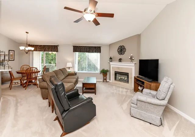 Listing Photo 4 - Condo for sale in building located at 5890 Stonebridge Cir, Miami Twp, OH 45150 - Unit #303