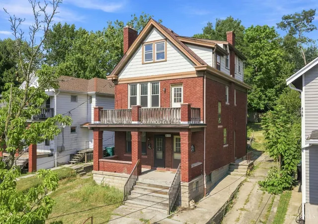 Multi family home for sale at 4526 Clearview Ave, Cincinnati, OH 45205 | MLS# 1893241