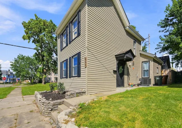 Photo 2 of Single family home for sale at 366 Wayne Ave, Hamilton, OH 45013 | MLS# 1893287 | Listing updated on 2026-09-11