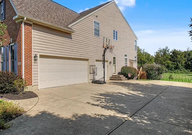 Photo 38 of Single family home for sale at 7452 Waterway Dr, Clearcreek Twp., OH 45068 | MLS# 1893284 | Listing updated on 2026-09-09