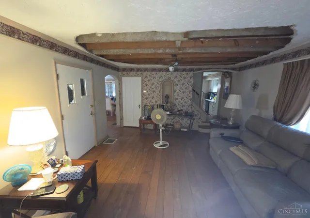 Photo 4 of Single family home for sale at 3236 Werk Rd, Cincinnati, OH 45211 | MLS# 1893077 | Listing updated on 2026-09-11