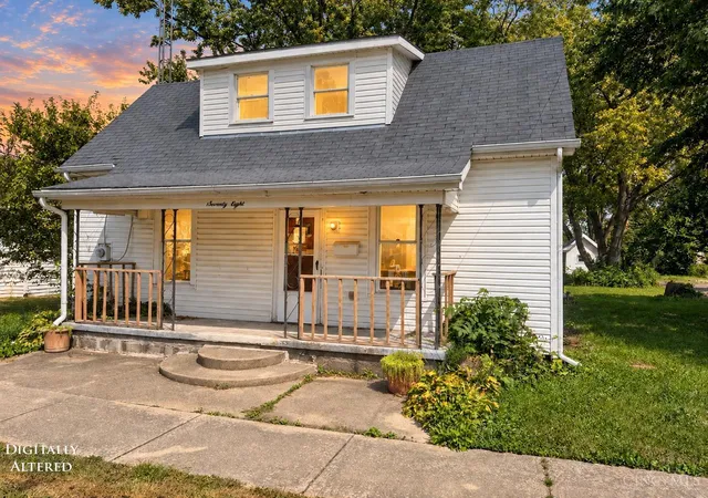Single family home for sale at 78 Morgan St, Sabina, OH 45169 | MLS# 1893298