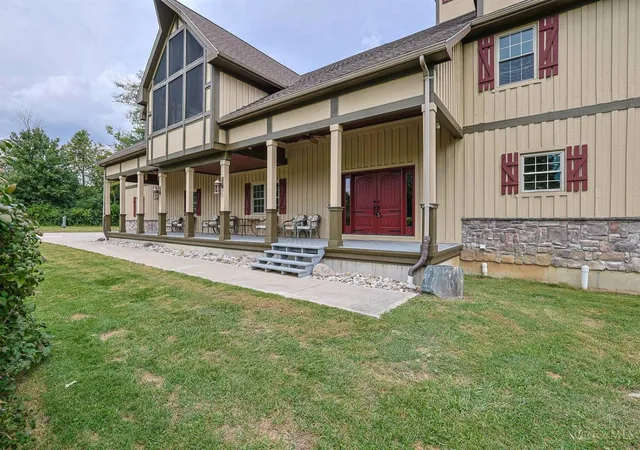Photo 2 of Single family home for sale at 1836 Stubbs Mills Rd, Turtle Creek Twp, OH 45036 | MLS# 1893307 | Listing updated on 2026-10-07