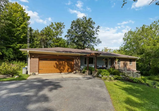 Photo 1 of Sale Pending at 1084 Brown Rd, Washington Twp, OH 45177 | MLS# 1893335 | Listing updated on 2026-09-18