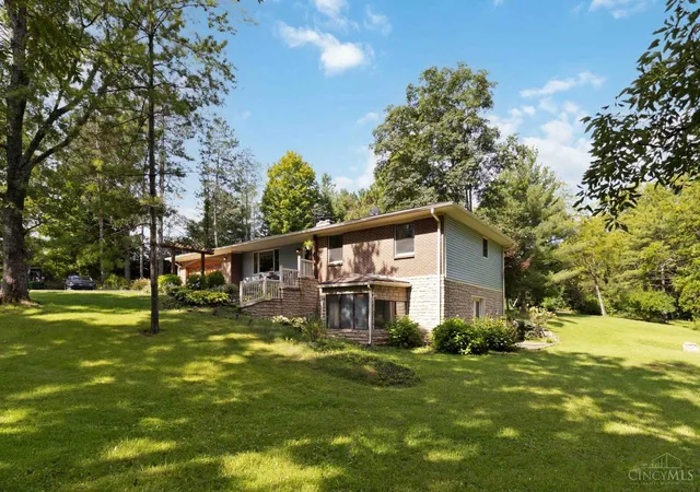 Photo 2 of Sale Pending at 1084 Brown Rd, Washington Twp, OH 45177 | MLS# 1893335 | Listing updated on 2026-09-18