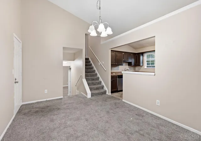 Photo 3 of Single family home for sale at 3725 Lacy Ct, Middletown, OH 45044 | MLS# 1891580 | Listing updated on 2026-10-26