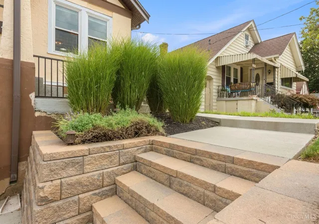 Photo 3 of Sale Pending at 5620 Islington Ave, Cincinnati, OH 45227 | MLS# 1893337 | Listing updated on 2026-09-23