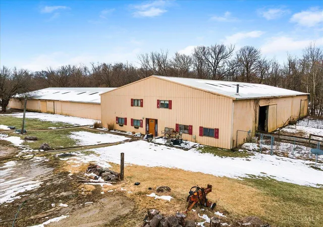 Photo 4 of House for sale at 2675 Carriagegate Ln, Maineville, OH 45039 | MLS# 1893365 | Listing updated on 2026-09-09