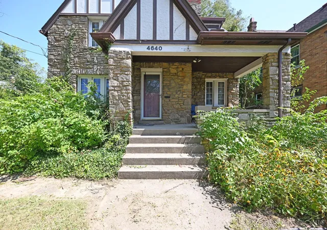 Photo 3 of Single family home for sale at 4640 Hamilton Ave, Cincinnati, OH 45223 | MLS# 1893219 | Listing updated on 2026-09-09
