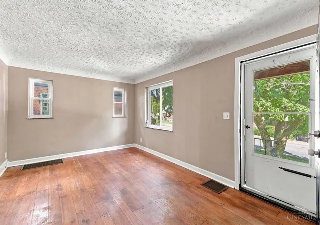 Photo 2 of Single family home for sale at 6135 Argus, Cincinnati, OH 45224 | MLS# 1892398 | Listing updated on 2026-09-10