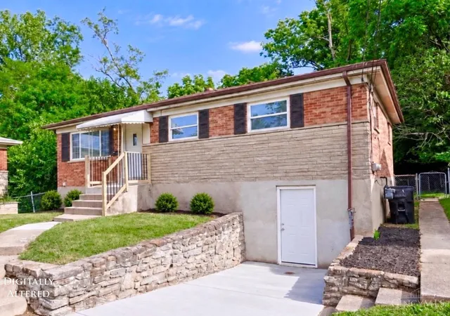 Photo 2 of Single family home for sale at 3065 Aquadale Ln, Cincinnati, OH 45211 | MLS# 1893372 | Listing updated on 2026-09-24