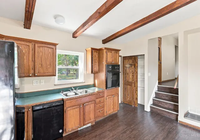 Photo 4 of Single family home for sale at 1131 Cherevilla, Cincinnati, OH 45238 | MLS# 1892871 | Listing updated on 2026-09-10