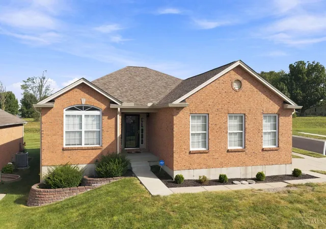 Photo 2 of Sale Pending at 1970 Redbud Dr, Hamilton, OH 45013 | MLS# 1892251 | Listing updated on 2026-09-11