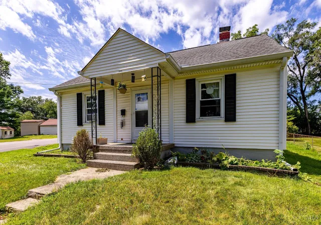 Single family home for sale at 9503 Railroad Ave, Blue Ash, OH 45242 | MLS# 1893387
