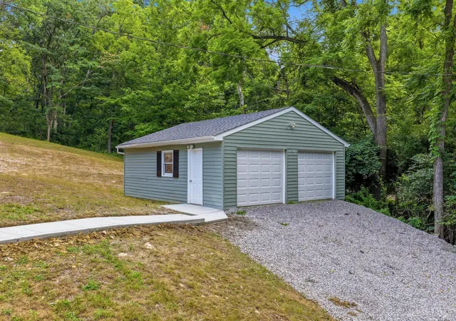 Photo 2 of Single family home for sale at 892 Happy Ln, Miami Twp, OH 45150 | MLS# 1893313 | Listing updated on 2026-09-10