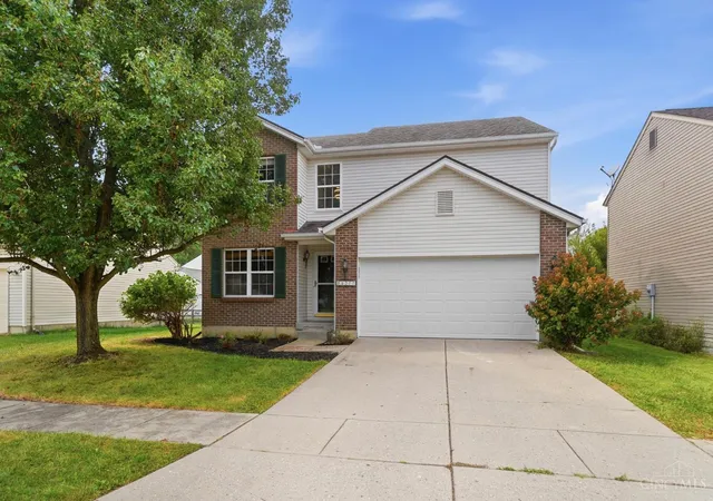 Photo 2 of Single family home for sale at 8427 Gettysburg Ln, Hamilton Twp, OH 45039 | MLS# 1892266 | Listing updated on 2026-09-15