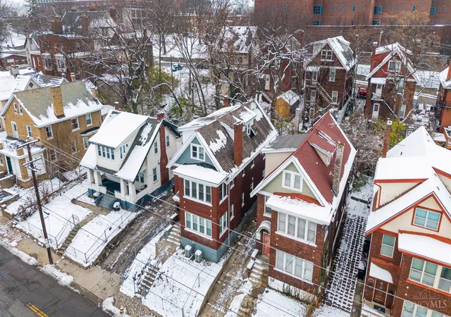 Listing Photo 2 - Condo for sale in building located at 244 Dorchester Ave, Cincinnati, OH 45219 - Unit #