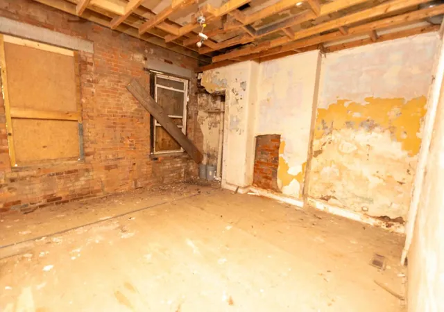 Photo 4 of Single family home for sale at 1575 Tremont St, Cincinnati, OH 45214 | MLS# 1893368 | Listing updated on 2026-09-09