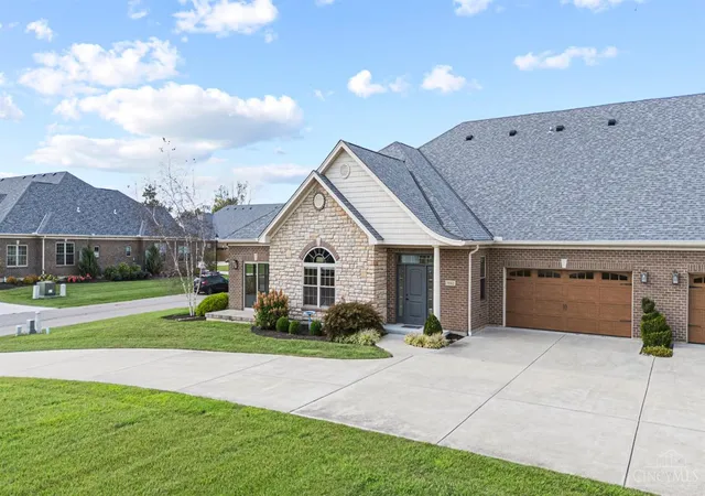 Photo 2 of Single family home for sale at 3882 Piper Ln, Ross Twp, OH 45013 | MLS# 1893261 | Listing updated on 2026-09-11