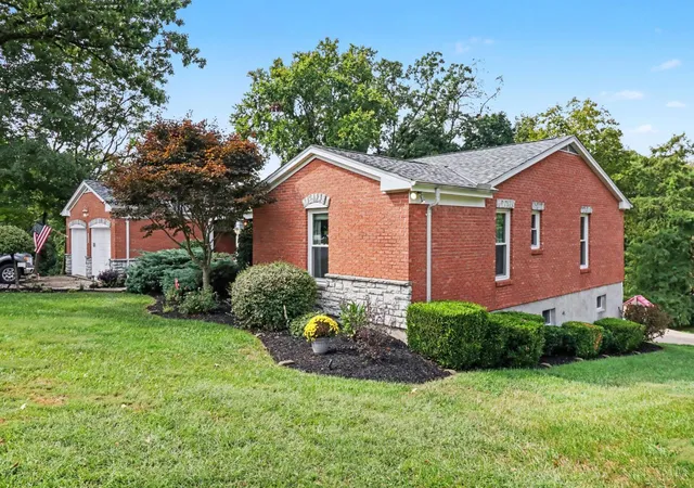 Photo 3 of Single family home for sale at 3685 Powner Rd, Green Twp, OH 45248 | MLS# 1893100 | Listing updated on 2026-10-07