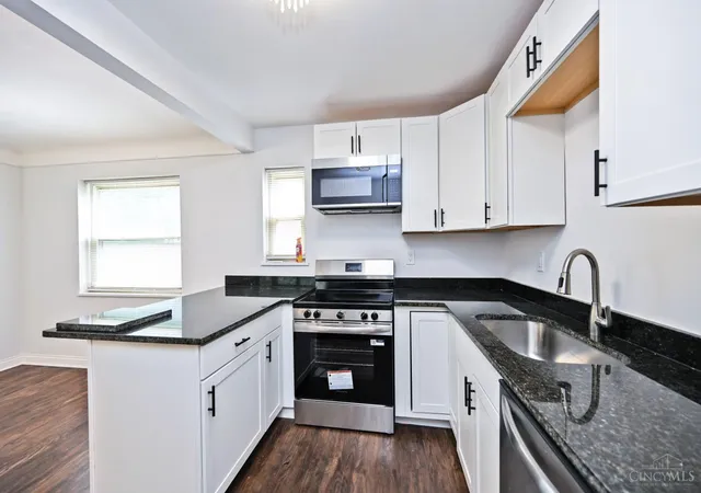Photo 4 of Single family home for sale at 5025 Willnet Dr, Cincinnati, OH 45238 | MLS# 1893212 | Listing updated on 2026-09-10