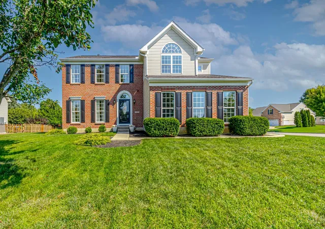 Photo 1 of Sale Pending at 1331 Windsor Dr, Beavercreek, OH 45434 | MLS# 1892978 | Listing updated on 2026-09-25