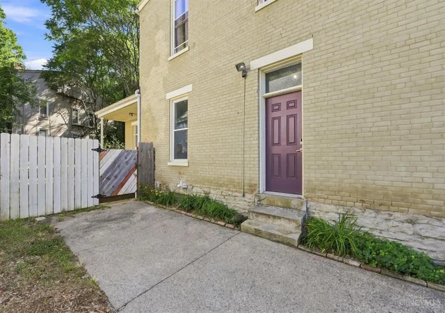 Photo 4 of Single family home for sale at 802 Delhi Ave, Cincinnati, OH 45204 | MLS# 1893314 | Listing updated on 2026-09-11