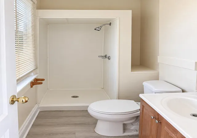 Listing Photo 5 - Condo for sale in building located at 3053 Beekman St, Cincinnati, OH 45225