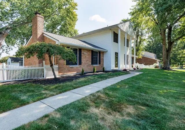 Photo 2 of Single family home for sale at 558 Lang Rd, Union Twp, OH 45244 | MLS# 1893465 | Listing updated on 2026-09-14