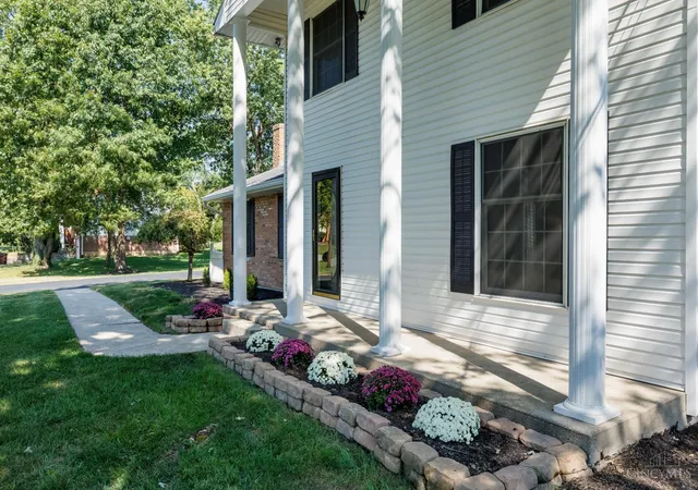Photo 2 of Single family home for sale at 558 Lang Rd, Union Twp, OH 45244 | MLS# 1893465 | Listing updated on 2026-09-14