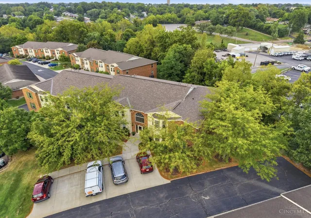 Photo 2 of Sale Pending at 5470 Asbury Lake Dr #25, Green Twp, OH 45247 | MLS# 1893463 | Listing updated on 2026-09-15