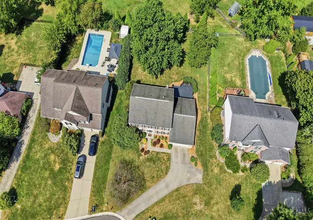 Photo 2 of Sale Pending at 2447 Anderson Manor Ct, Anderson Twp, OH 45244 | MLS# 1893221 | Listing updated on 2026-09-13