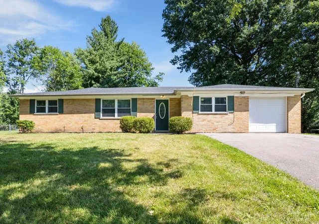 Photo 2 of Single family home for sale at 1178 Deblin Dr, Miami Twp, OH 45150 | MLS# 1893505 | Listing updated on 2026-09-12