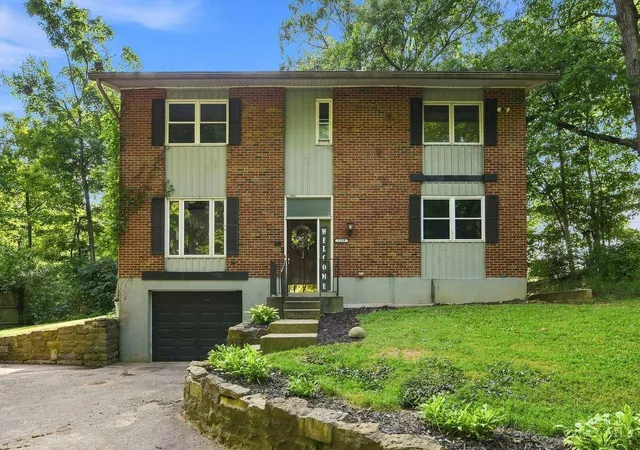 Single family home for sale at 1769 Acreview Dr, Springfield Twp., OH 45240 | MLS# 1892759