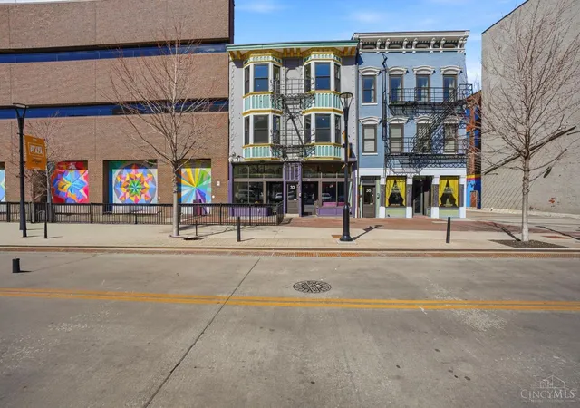 Condo for sale at 32 E Court St #204, Cincinnati, OH 45202 | MLS# 1893456