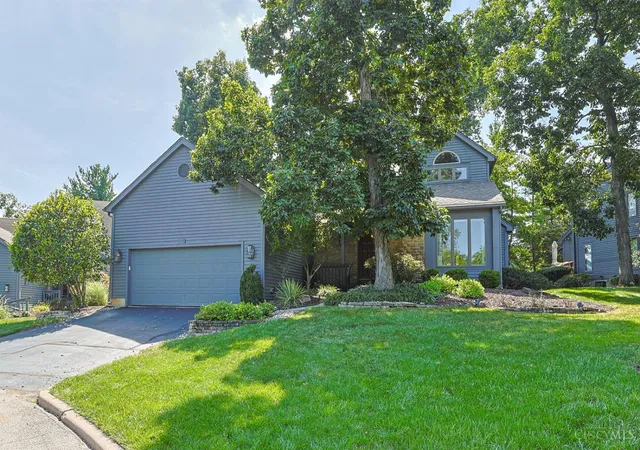 Photo 1 of Single family home for sale at 116 Bentwood Ct, Blue Ash, OH 45241 | MLS# 1893435 | Listing updated on 2026-09-17